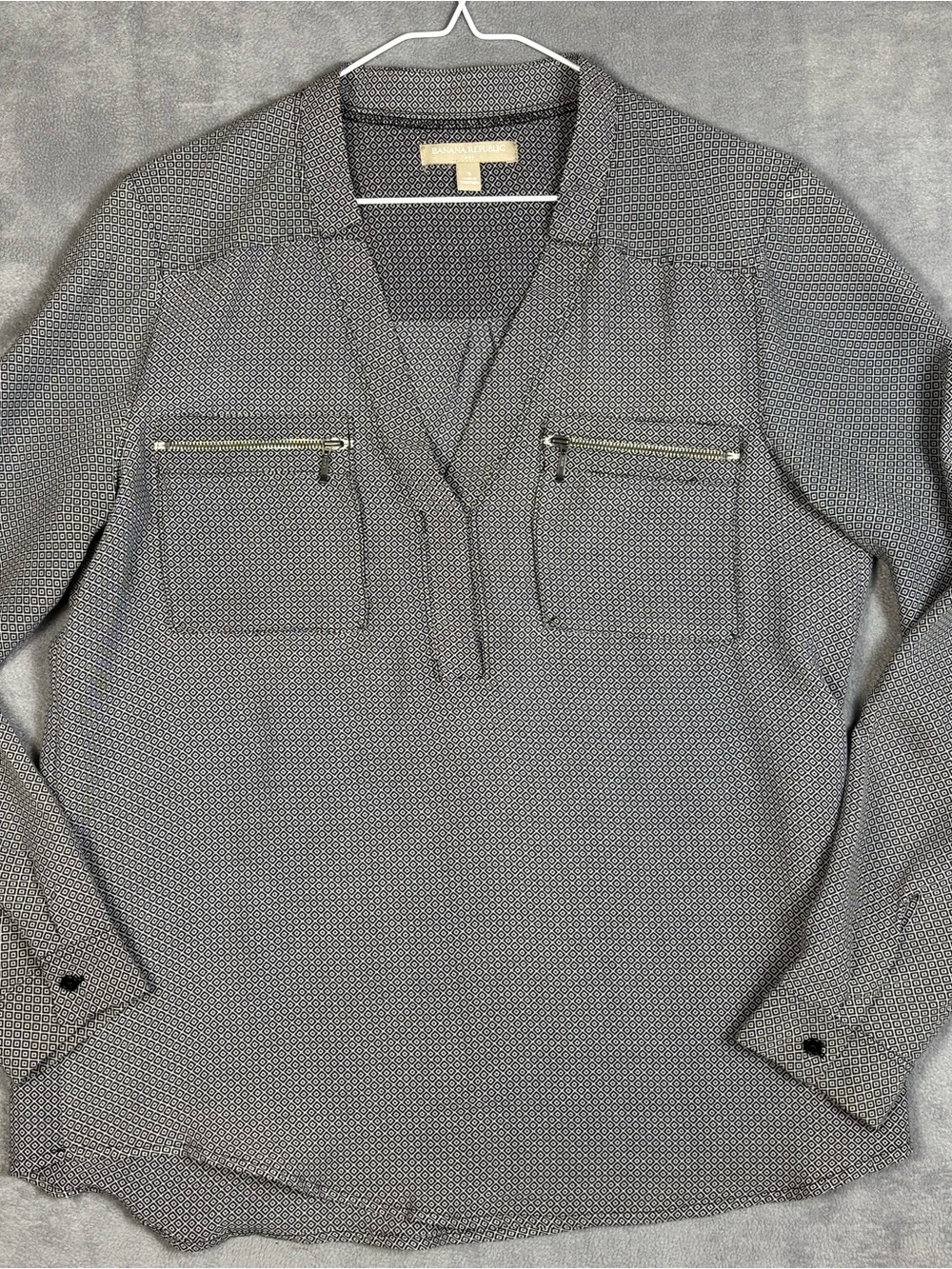 Banana Republic Womens Small Blouse Geometic Print V-Neck Zip Pocket Long Sleeve